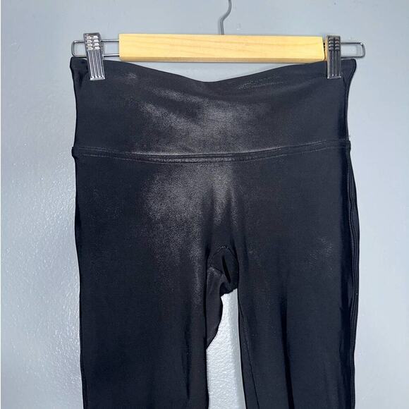 SPANX Faux Leather Leggings in Very Black Women's Size Small Stretch Compression - Picture 4 of 8